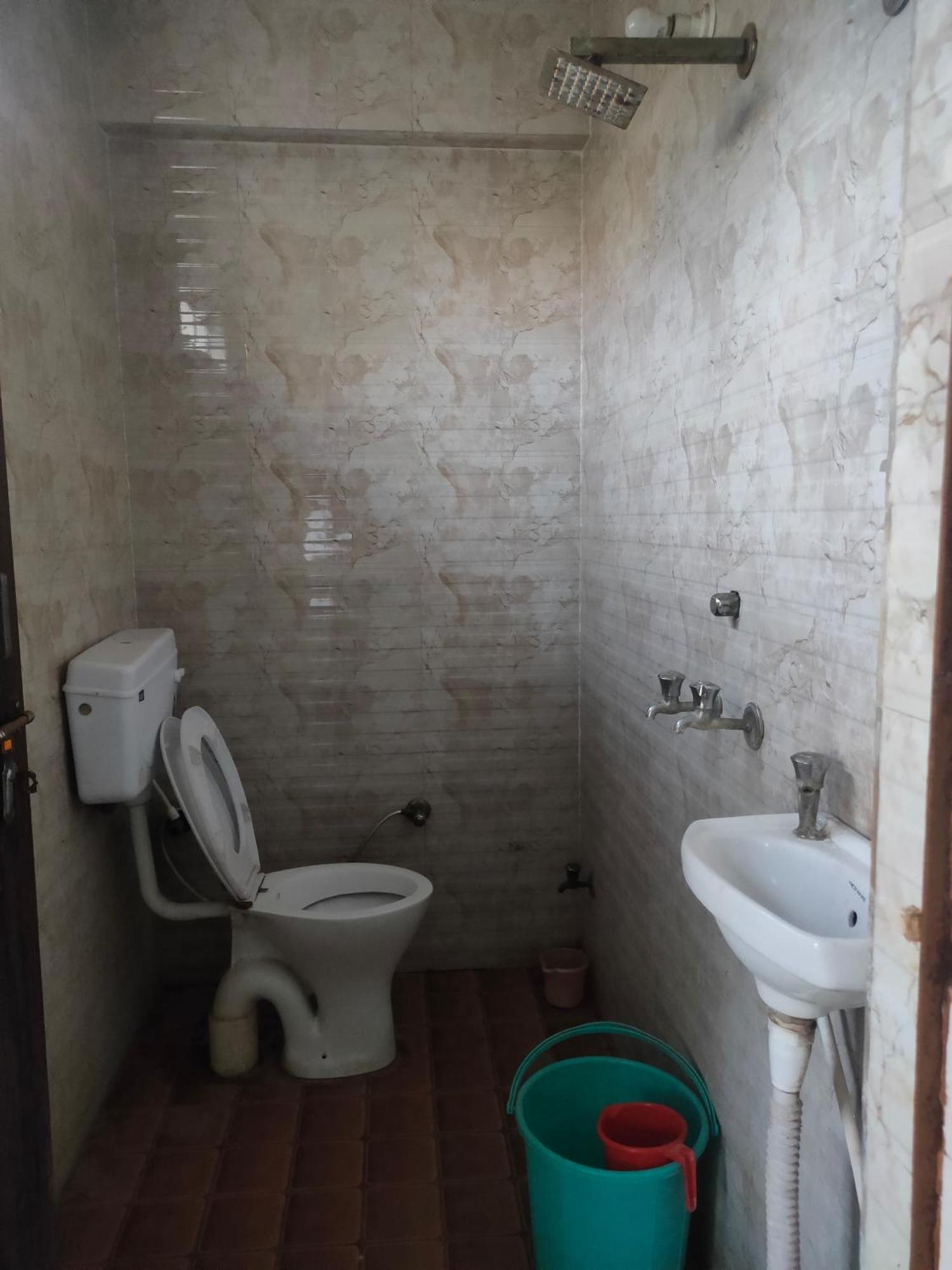 Sgh Guest House Матхура Экстерьер фото